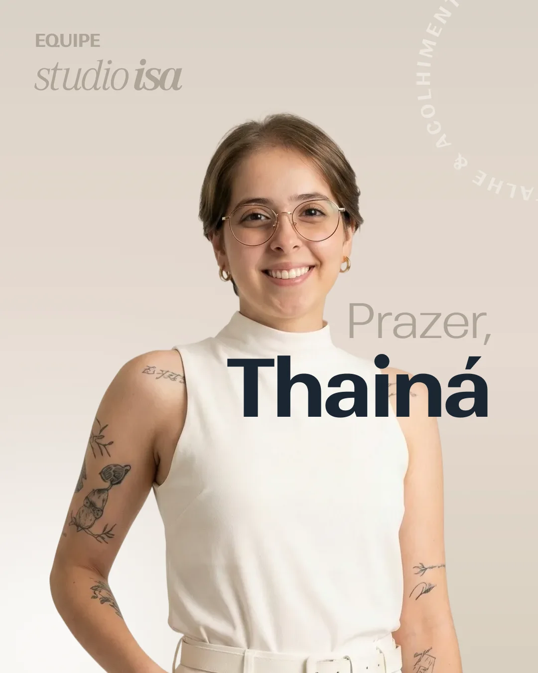 Portrait of Thainá in a team post, with the line Prazer, Thainá