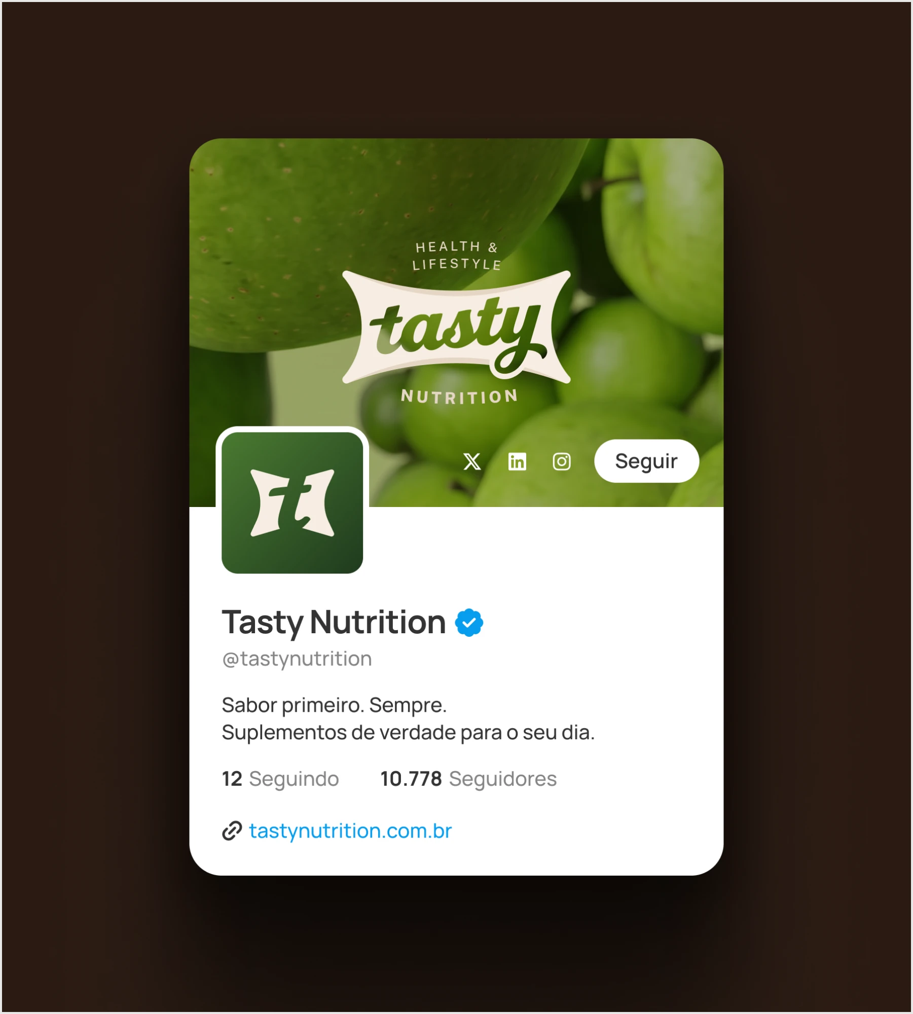 Tasty Nutrition social profile with a green apples cover, the logotype and the brand icon
